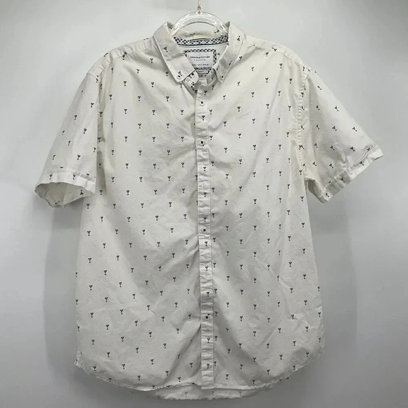 Denim & Flower Men's Shirt Small Button Up Short Sleeve Martini Print Fun Casual - Picture 1 of 8